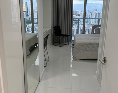 330 Sunny Isles Boulevard - Photo Thumbnail 23