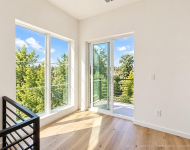 4315 Scurry Street - Photo Thumbnail 6
