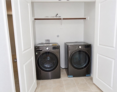 3609 Harper Street - Photo Thumbnail 4