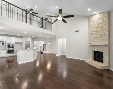 740 Sundrop Drive - Photo Thumbnail 12
