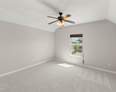 740 Sundrop Drive - Photo Thumbnail 21