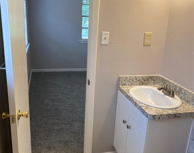 1213 Mary Drive - Photo Thumbnail 14