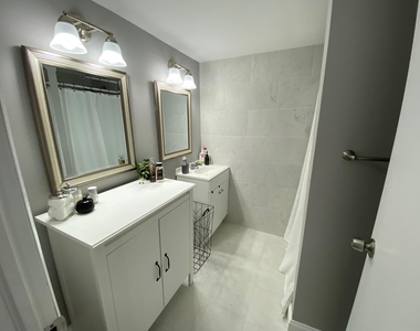 137 Heritage Way - Photo Thumbnail 9