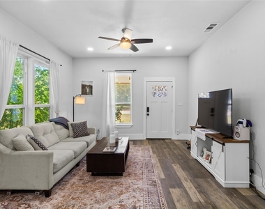 2200 N Beaton Street - Photo Thumbnail 1