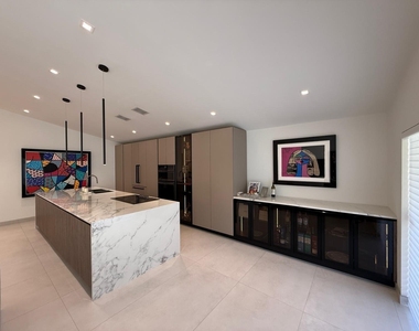 3380 Sw 50th Street - Photo Thumbnail 3