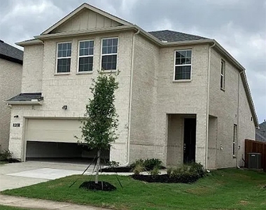 3102 Camilli Cove - Photo Thumbnail 1