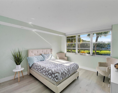 4261 W Palm Aire Drive - Photo Thumbnail 23