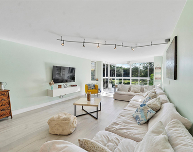 4261 W Palm Aire Drive - Photo Thumbnail 35