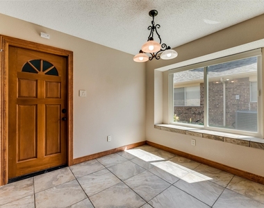 1307 E Branch Hollow Drive - Photo Thumbnail 9