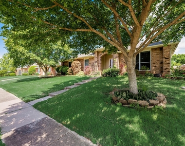 1307 E Branch Hollow Drive - Photo Thumbnail 2