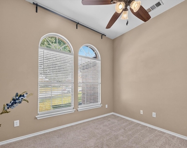 2720 Windstone Way - Photo Thumbnail 12