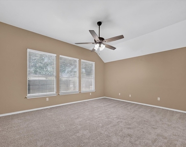 2720 Windstone Way - Photo Thumbnail 20