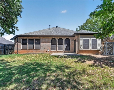 2720 Windstone Way - Photo Thumbnail 27