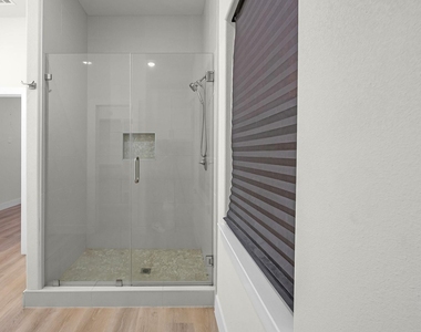 5511 Black Pine Circle - Photo Thumbnail 11
