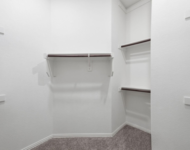 7428 Wispy Willow Lane - Photo Thumbnail 16