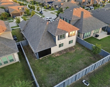 7428 Wispy Willow Lane - Photo Thumbnail 32
