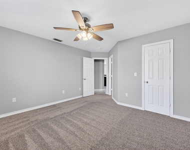 1021 Rice Street - Photo Thumbnail 13