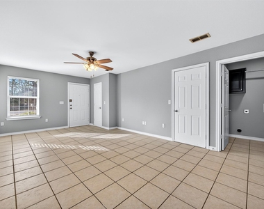 1021 Rice Street - Photo Thumbnail 6