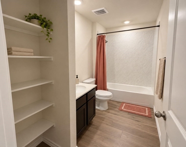13105 Vista Mill Drive - Photo Thumbnail 10