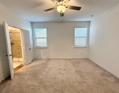 3308 Tulip Poplar Trail - Photo Thumbnail 6