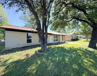 206 Arkansas Street - Photo Thumbnail 19
