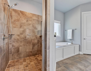 6451 Still Waters Court - Photo Thumbnail 23