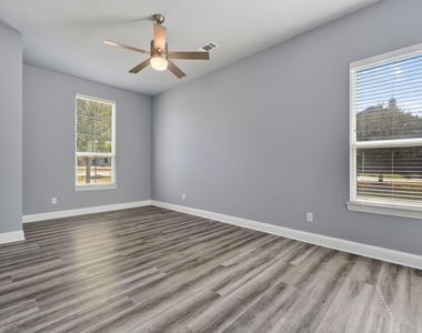 6451 Still Waters Court - Photo Thumbnail 27