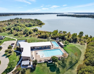 2116 Barx Drive - Photo Thumbnail 33