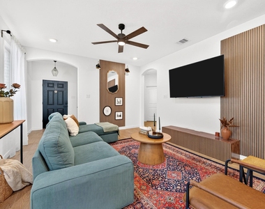 2116 Barx Drive - Photo Thumbnail 8