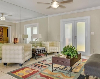 3321 Sw 32nd Avenue - Photo Thumbnail 2