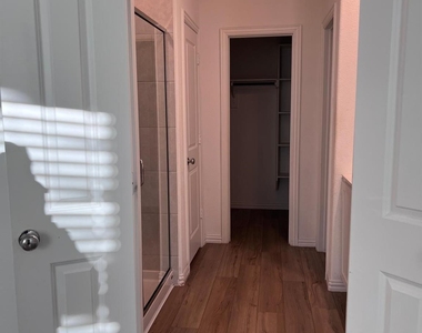 3505 Triumph Drive - Photo Thumbnail 12