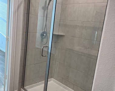 3505 Triumph Drive - Photo Thumbnail 13