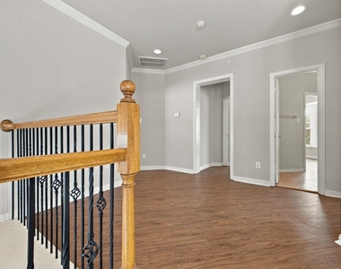 2529 Champagne Drive - Photo Thumbnail 14