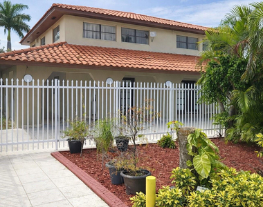 8185 Nw 7th Street - Photo Thumbnail 12
