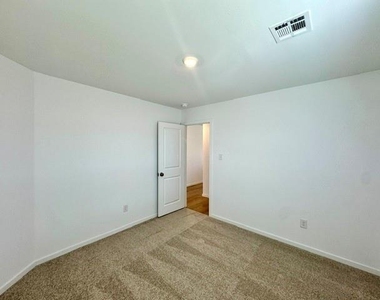 11905 Sw 32nd Street - Photo Thumbnail 19