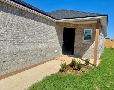 11905 Sw 32nd Street - Photo Thumbnail 4