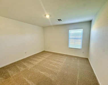 11905 Sw 32nd Street - Photo Thumbnail 36