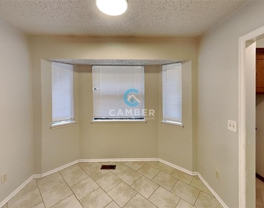 13233 Eastridge Drive - Photo Thumbnail 8