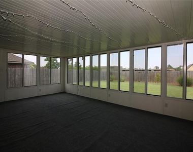 13000 S Robinson Avenue - Photo Thumbnail 15
