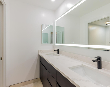 1425 Se Sunshine Avenue - Photo Thumbnail 14
