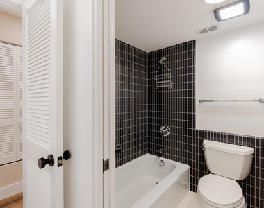 1425 Se Sunshine Avenue - Photo Thumbnail 15