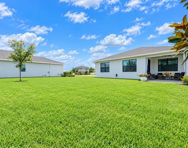 2005 Ne Ocean Dunes Drive - Photo Thumbnail 57