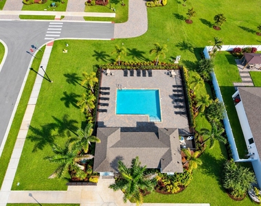 2005 Ne Ocean Dunes Drive - Photo Thumbnail 44