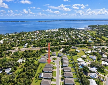 2005 Ne Ocean Dunes Drive - Photo Thumbnail 49