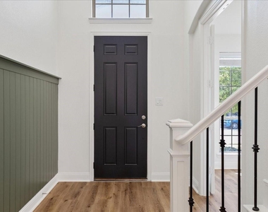 3621 Wagon Wheel Way - Photo Thumbnail 13