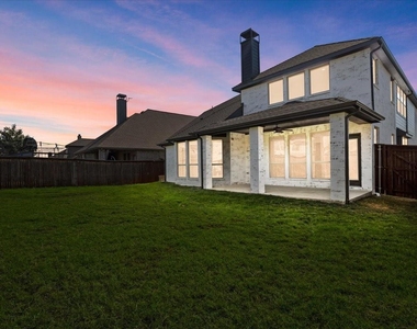 3621 Wagon Wheel Way - Photo Thumbnail 23