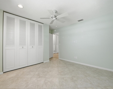 916 Evergreen Drive - Photo Thumbnail 25