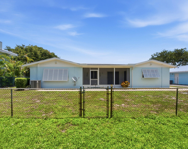 916 Evergreen Drive - Photo Thumbnail 31