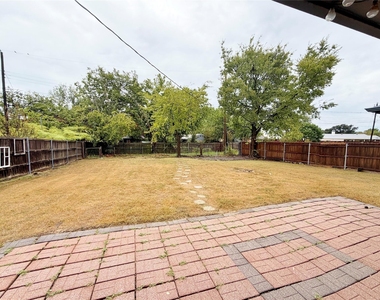 3914 William Street - Photo Thumbnail 18