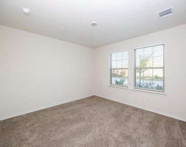 1503 Aleia Cove - Photo Thumbnail 11